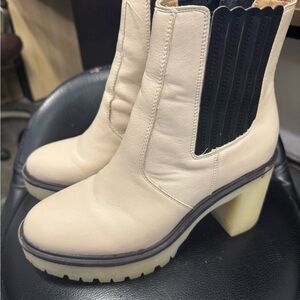 Oasis Society Moto combat Lug Chuck Heal Cream Ankle Boots